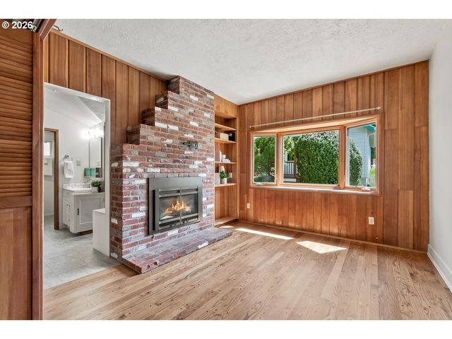 8501 Sw 7TH Ave, Portland, OR 97219