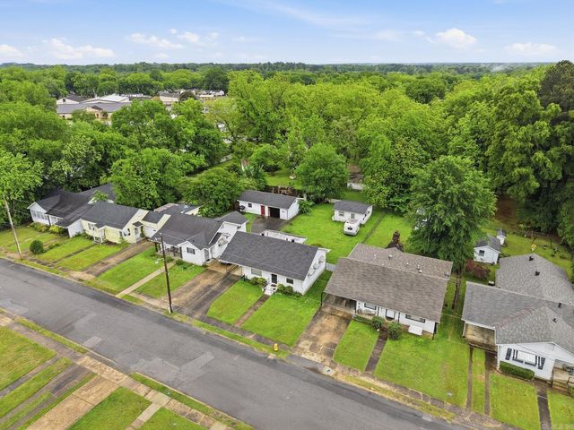 626 W Maple Street, Benton, AR 72015