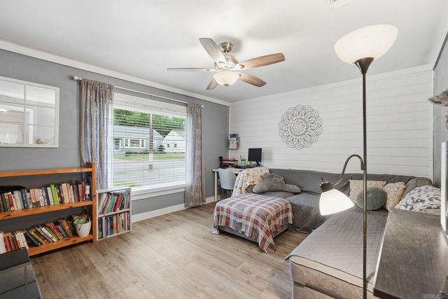 626 W Maple Street, Benton, AR 72015