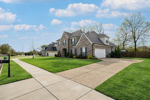 6261 LONGMIRE LOOP W, Arlington, TN 38002