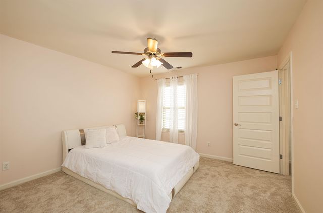 6261 LONGMIRE LOOP W, Arlington, TN 38002