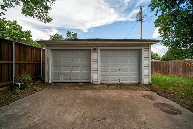 9026 Leaside Drive, Dallas, TX 75238