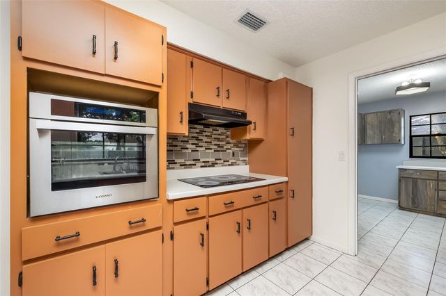 222 PARKVIEW DRIVE, Palm Coast, FL 32164