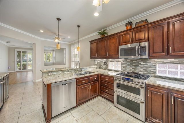 4923 Links, Banning, CA 92220