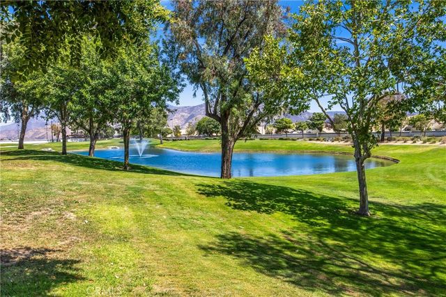 4923 Links, Banning, CA 92220