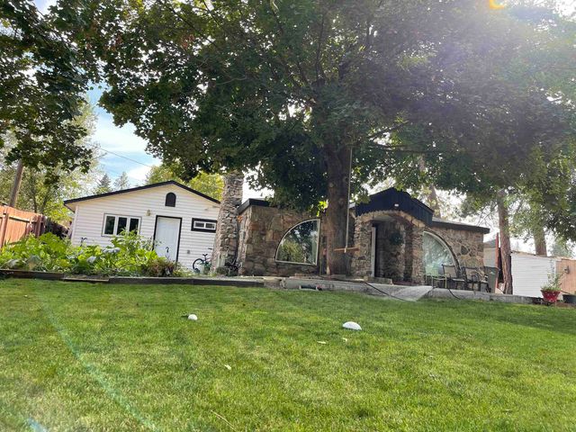 7402 E 4th Ave, Spokane, WA 99212