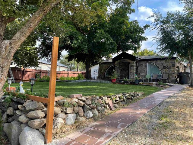 7402 E 4th Ave, Spokane, WA 99212