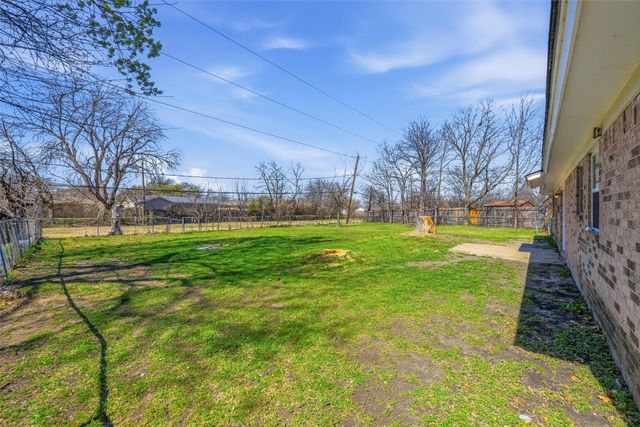 620 Edna Court, Everman, TX 76140