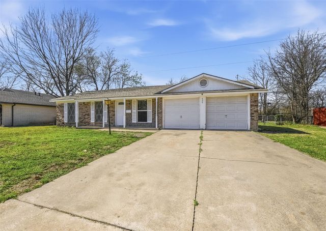 620 Edna Court, Everman, TX 76140