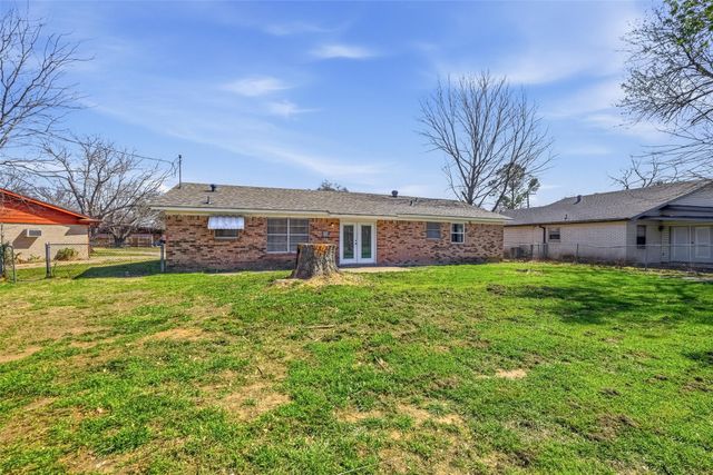 620 Edna Court, Everman, TX 76140