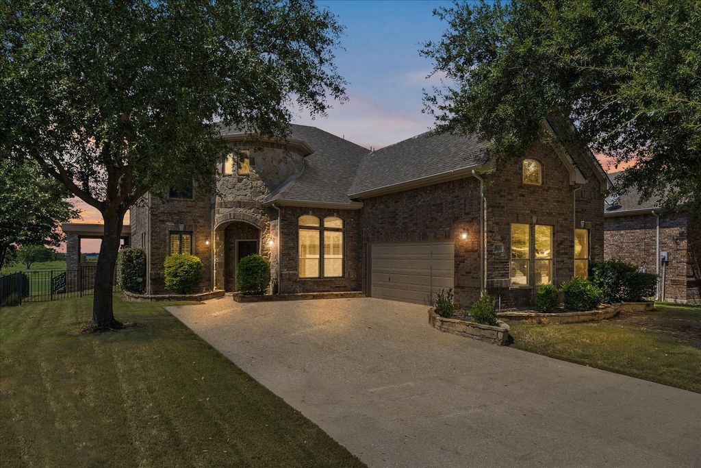 1821 Isle Royale Drive, Rockwall, TX 75087