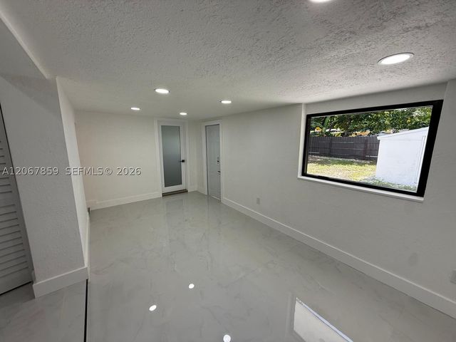 12001 NW 22nd Ave, Miami, FL 33167