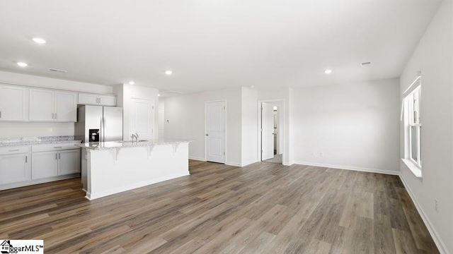 114 Elgin Drive, Laurens, SC 29360