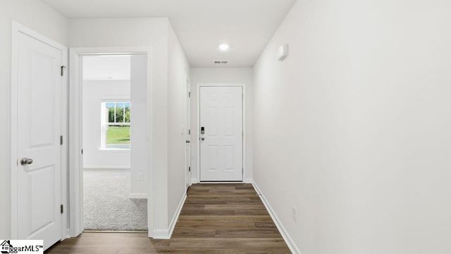 114 Elgin Drive, Laurens, SC 29360