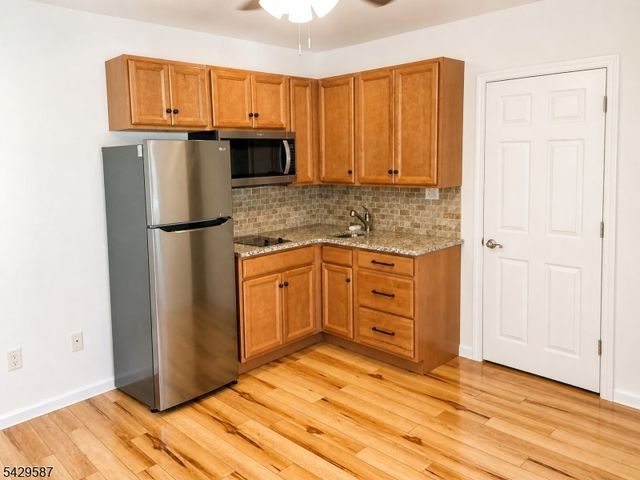 107 Madison Ave, Dunellen Boro, NJ 08812