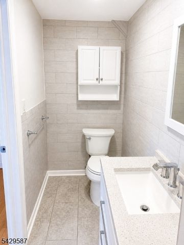 107 Madison Ave, Dunellen Boro, NJ 08812