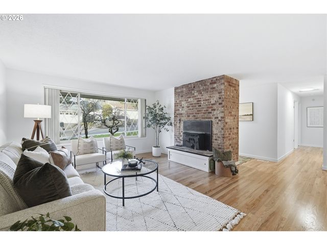 12670 Nw FILBERT St, Portland, OR 97229