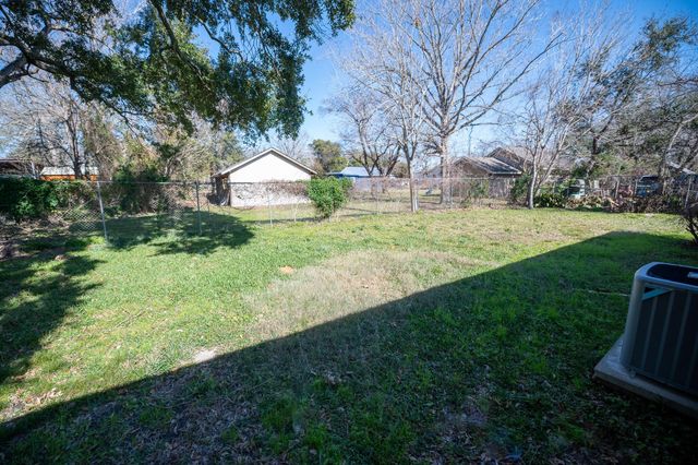 2304 Cedar Bayou Road, Baytown, TX 77520