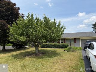 38 New Road, South Brunswick, NJ 08824