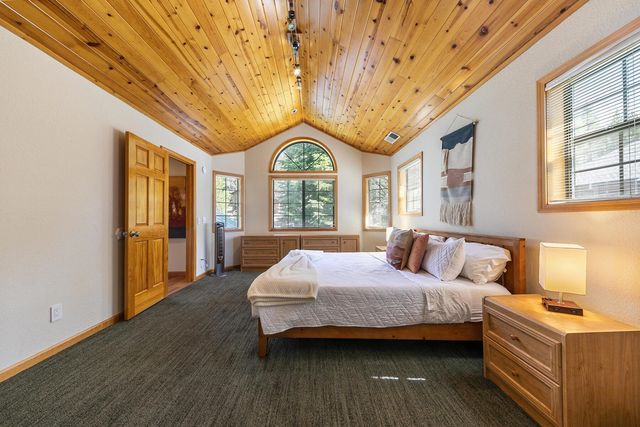 11654 Lausanne Way, Truckee, CA 96161