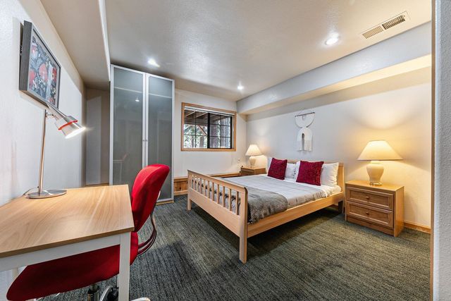 11654 Lausanne Way, Truckee, CA 96161