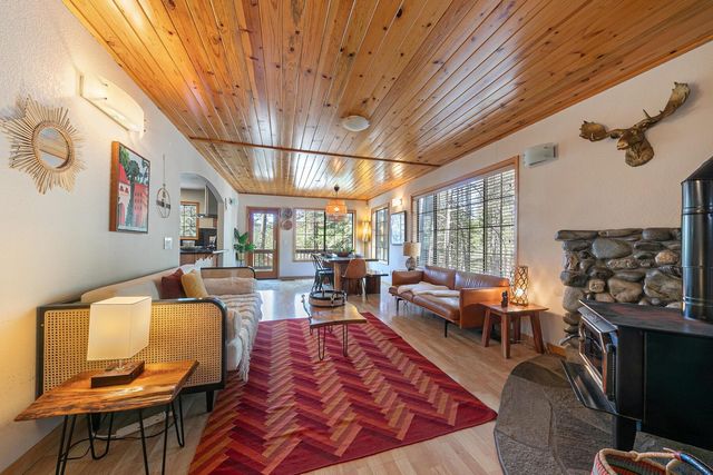 11654 Lausanne Way, Truckee, CA 96161