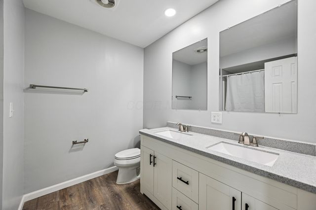 12419 Roesta Lane NW, Baltimore, OH 43105
