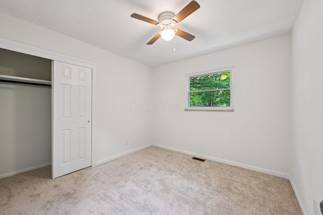 12419 Roesta Lane NW, Baltimore, OH 43105