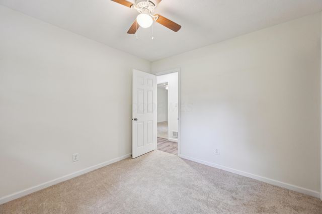 12419 Roesta Lane NW, Baltimore, OH 43105
