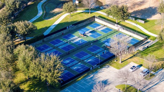 7205 Avondale Drive, Mckinney, TX 75070