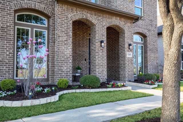 7205 Avondale Drive, Mckinney, TX 75070