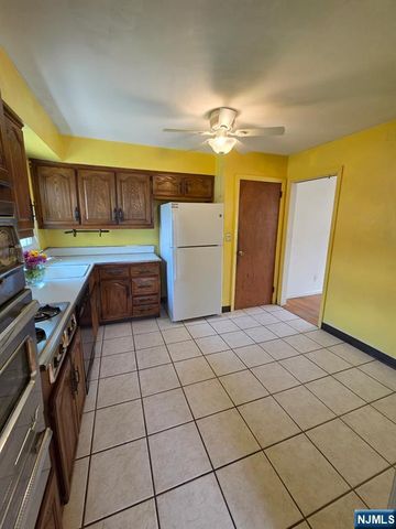 533 Sollas Court, Lyndhurst, NJ 07071