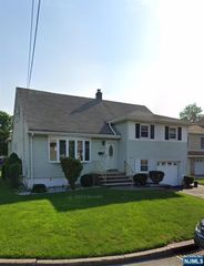 533 Sollas Court, Lyndhurst, NJ 07071