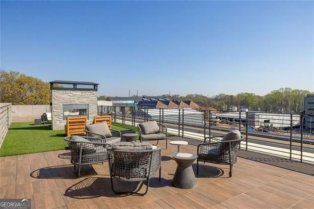 112 Rogers Street NE 202, Atlanta, GA 30317