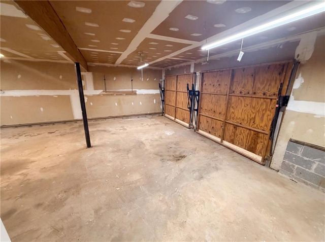 165 Splitwood Lane, Fairburn, GA 30213