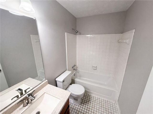165 Splitwood Lane, Fairburn, GA 30213