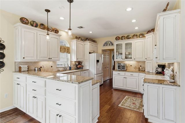 2120 30th Street, Rogers, AR 72758
