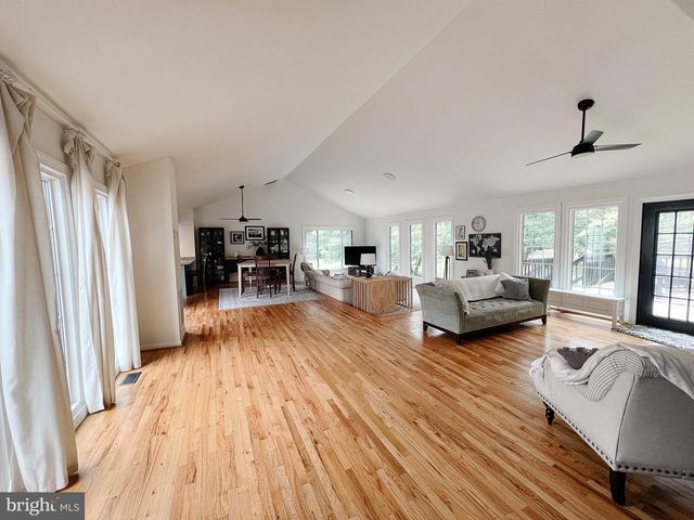 45 HULVEY DR, Stafford, VA 22556