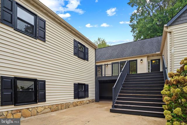 45 HULVEY DR, Stafford, VA 22556