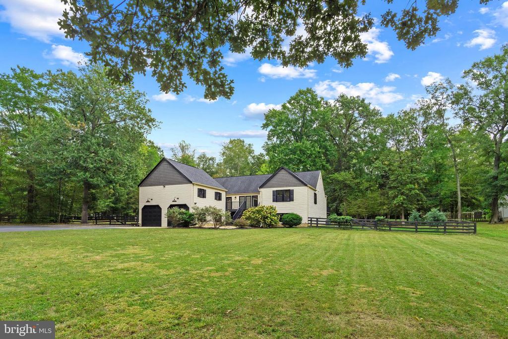 45 HULVEY DR, Stafford, VA 22556