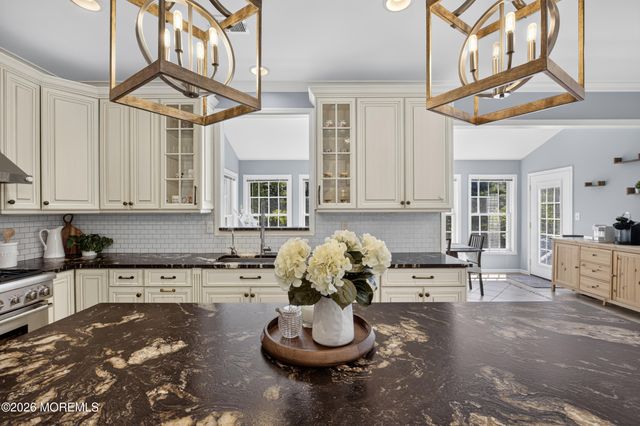 204 Independence Way, Morganville, NJ 07751