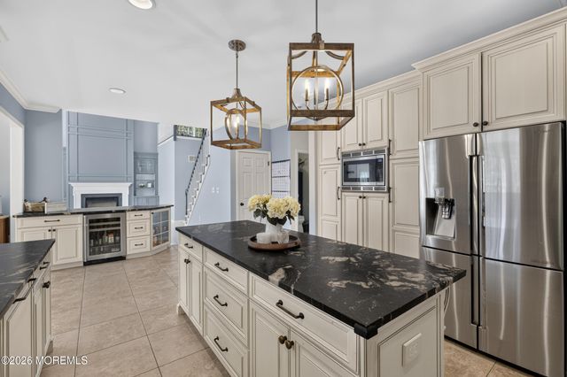204 Independence Way, Morganville, NJ 07751