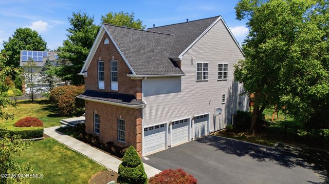 204 Independence Way, Morganville, NJ 07751