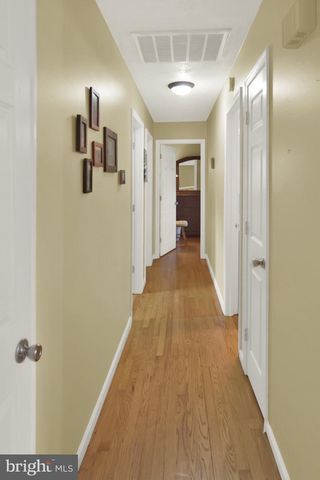 2916 ADAMS DR, Chambersburg, PA 17201