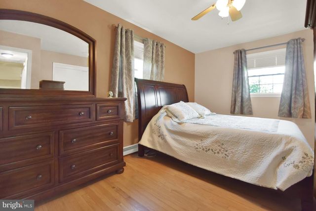 2916 ADAMS DR, Chambersburg, PA 17201