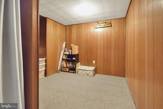 2916 ADAMS DR, Chambersburg, PA 17201