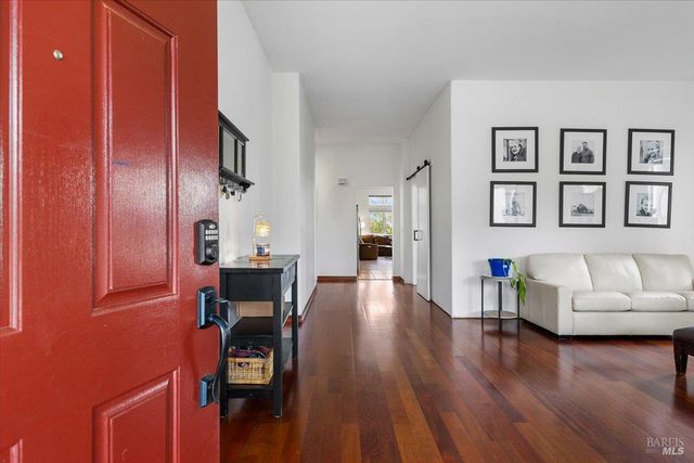 5739 Owls Nest Dr, Santa Rosa, CA 95409