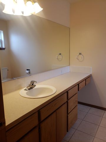1421 S Avalon Ln, Spokane Valley, WA 99216