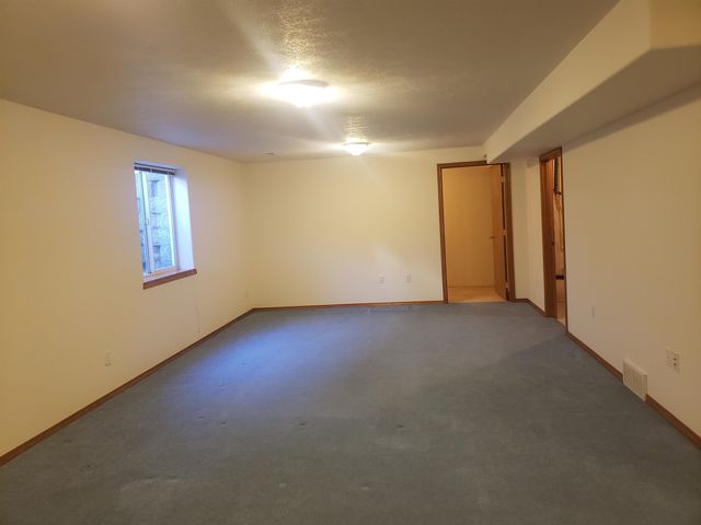 1421 S Avalon Ln, Spokane Valley, WA 99216