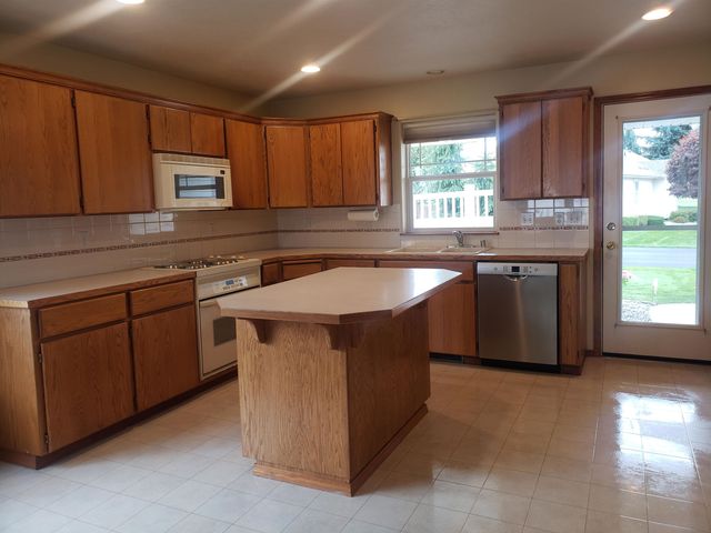1421 S Avalon Ln, Spokane Valley, WA 99216
